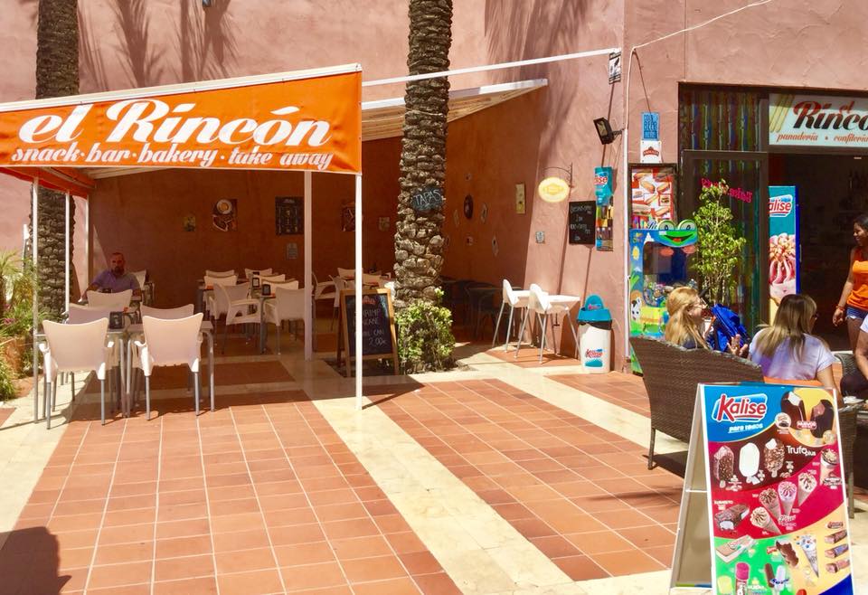 Panadería El Rincón — Bakery, Café in Alhama de Murcia